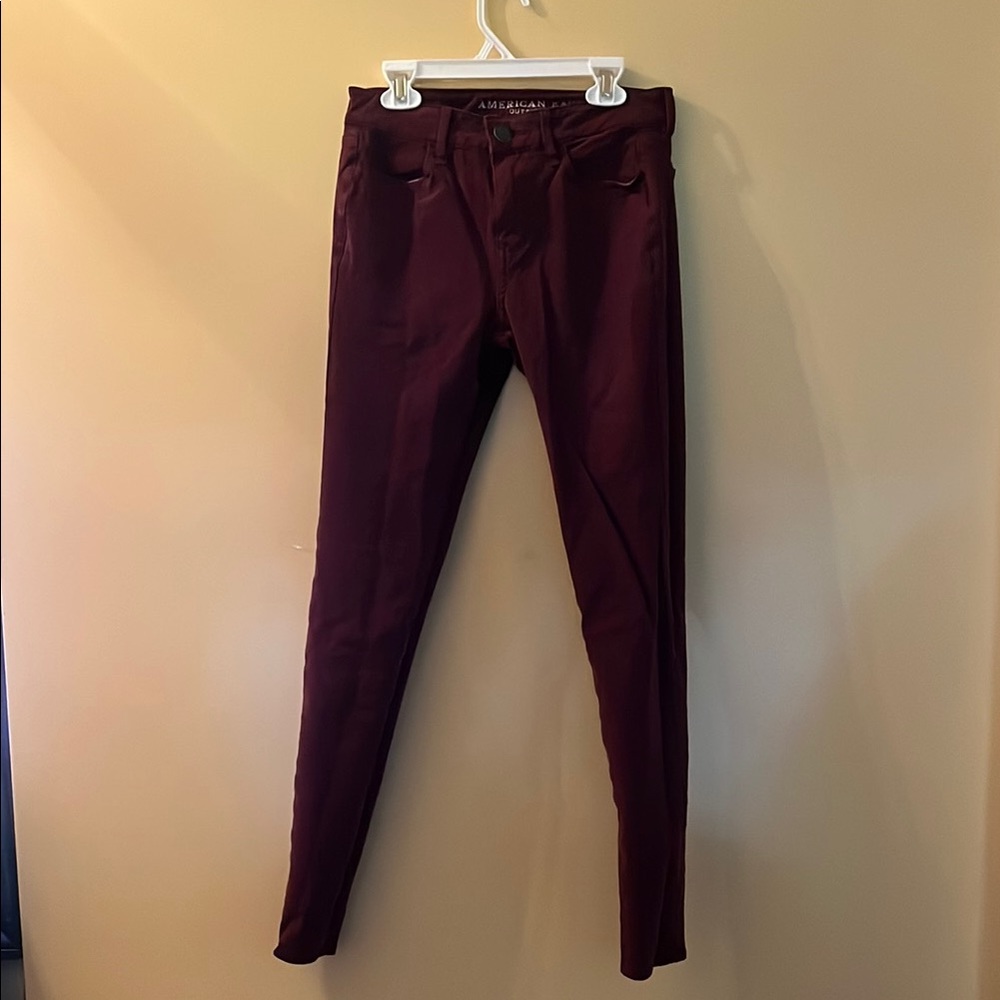 American Eagle Outfitters Maroon Super Stretch Jeans. Size 0 Regular.